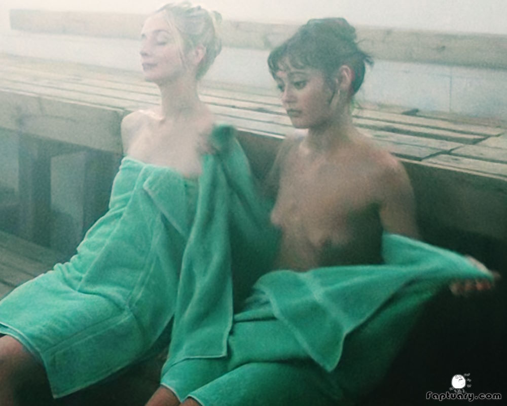 Ella Purnell topless in a sauna with a girlfriend