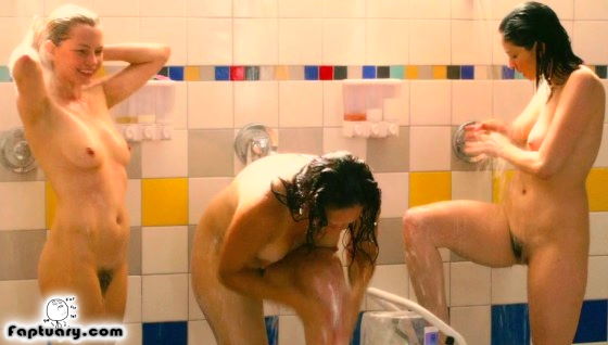 Sarah Silverman naked in the shower with Michelle Williams in Take This Waltz
